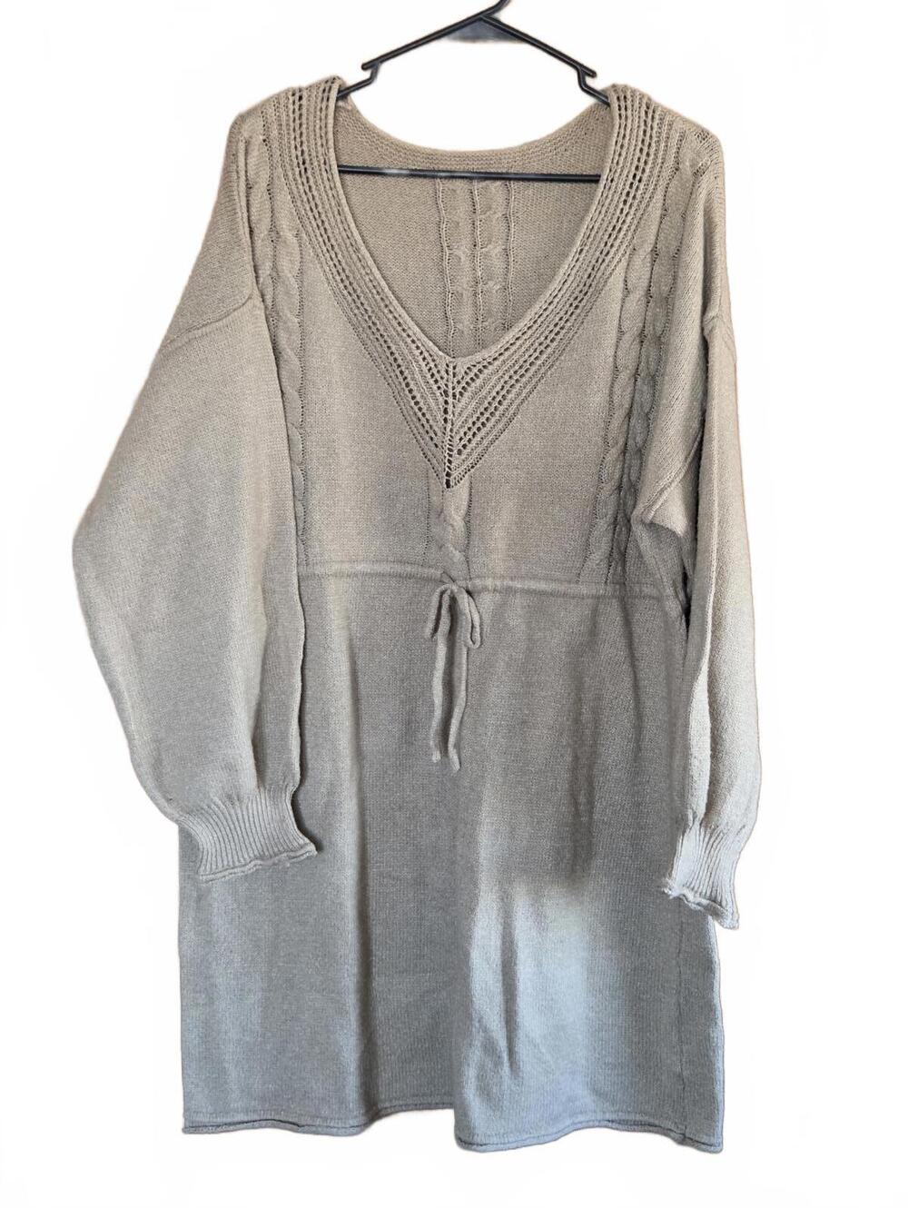 Women's Cable Knit V Neck Sweater Dress. Size 3XL Beige